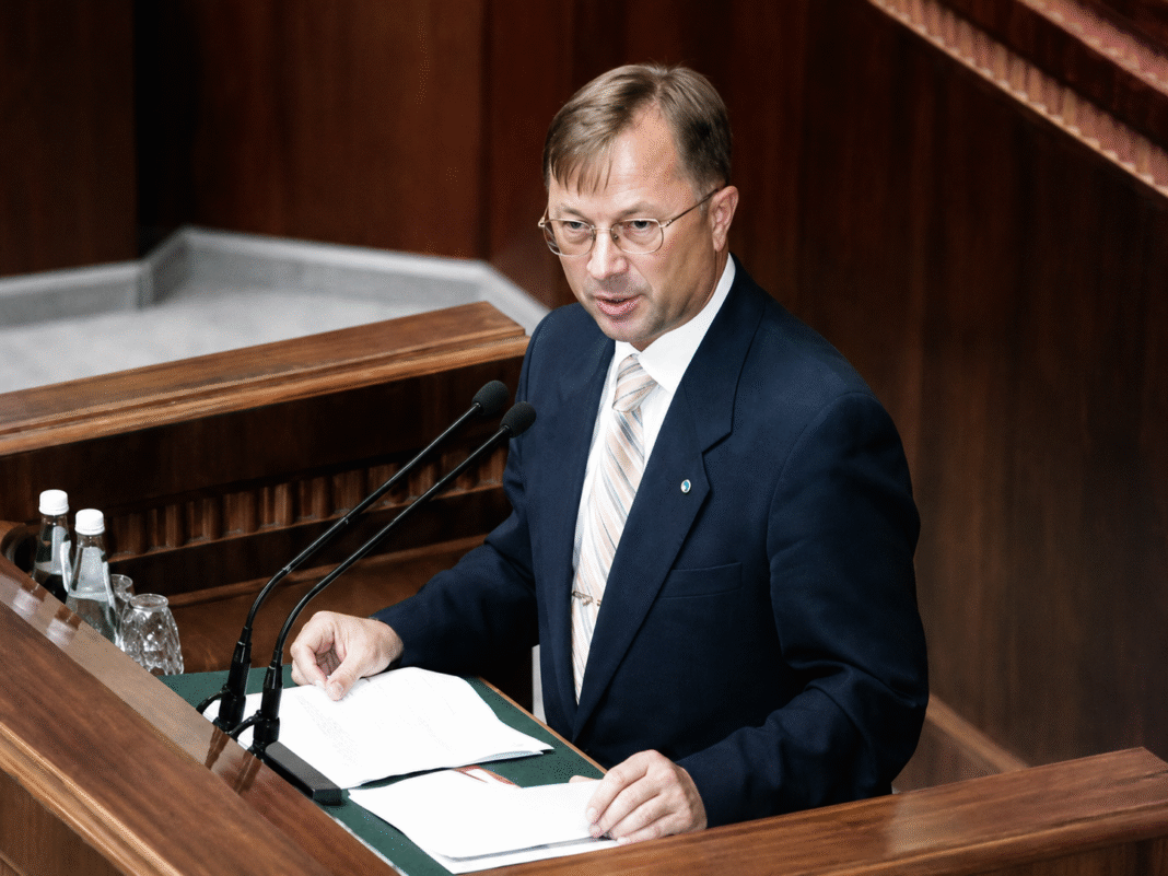 Василь Червоній